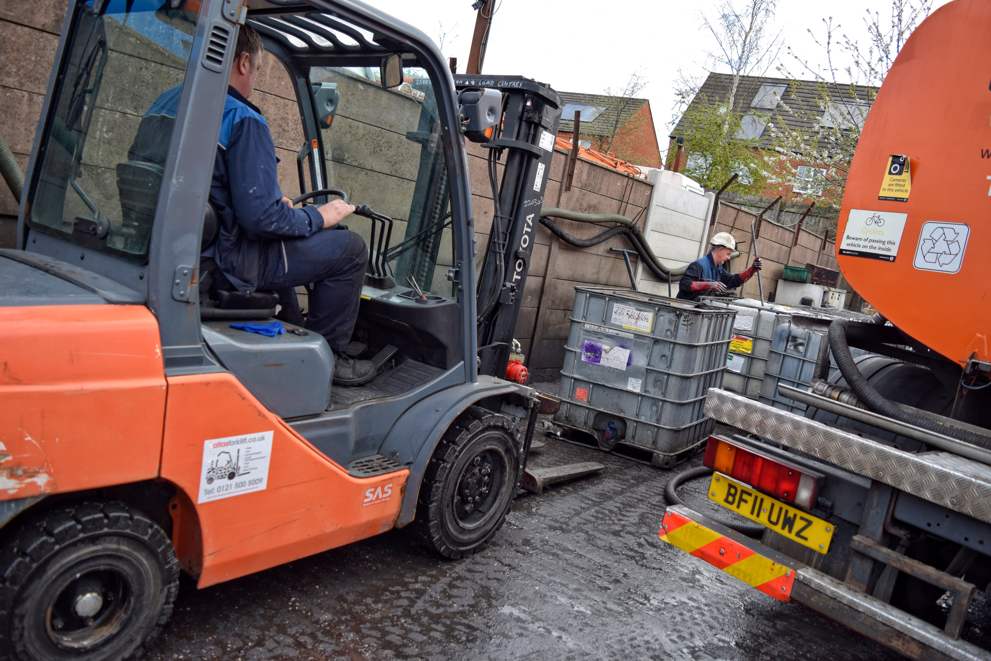 Hazardous waste removal company commercial waste recycling Elimpic Ltd